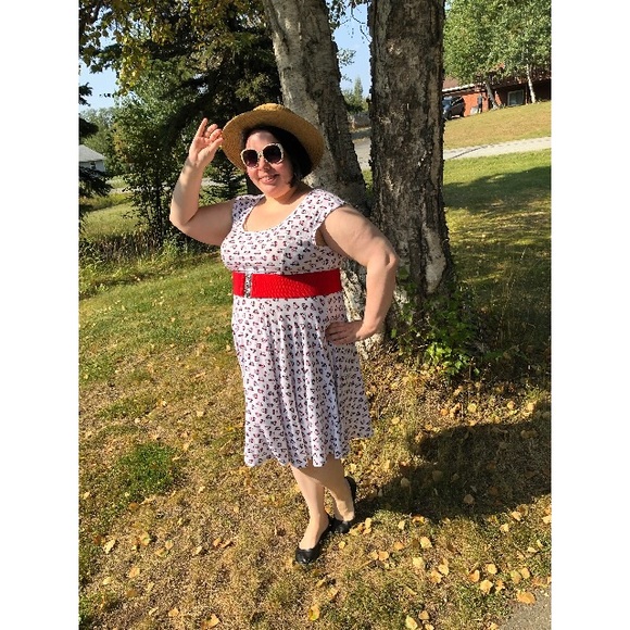 Meet your Posher, Summer - Picture 2 of 3